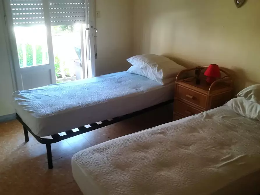 Immagine 5 di Appartamento in vendita  a Viareggio