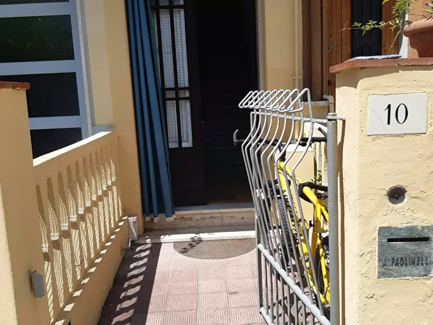 Immagine 14 di Appartamento in vendita  a Viareggio