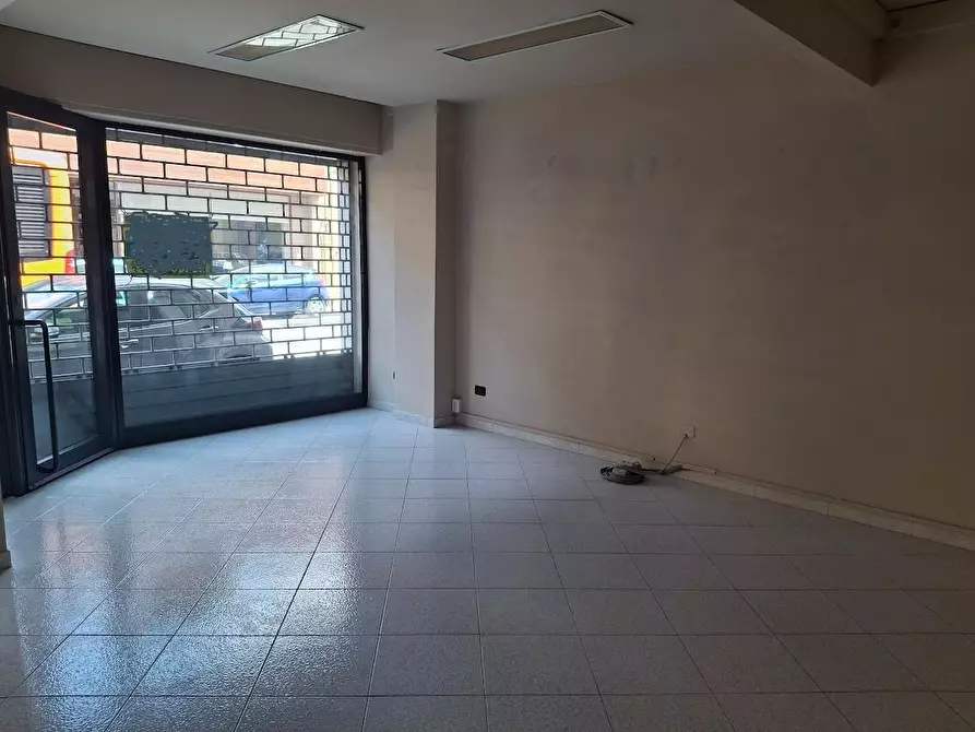 Immagine 6 di Locale commerciale in vendita  a Pisa