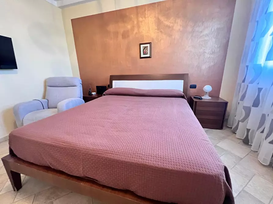 Immagine 10 di Appartamento in vendita  a Casole D'elsa