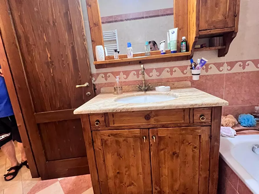 Immagine 19 di Appartamento in vendita  a Casole D'elsa