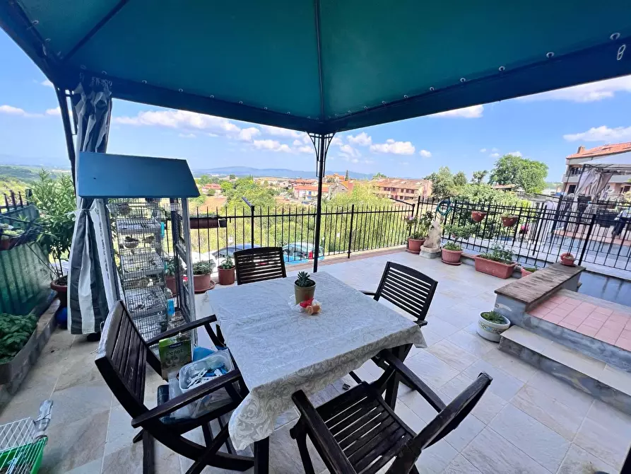 Immagine 9 di Appartamento in vendita  a Casole D'elsa