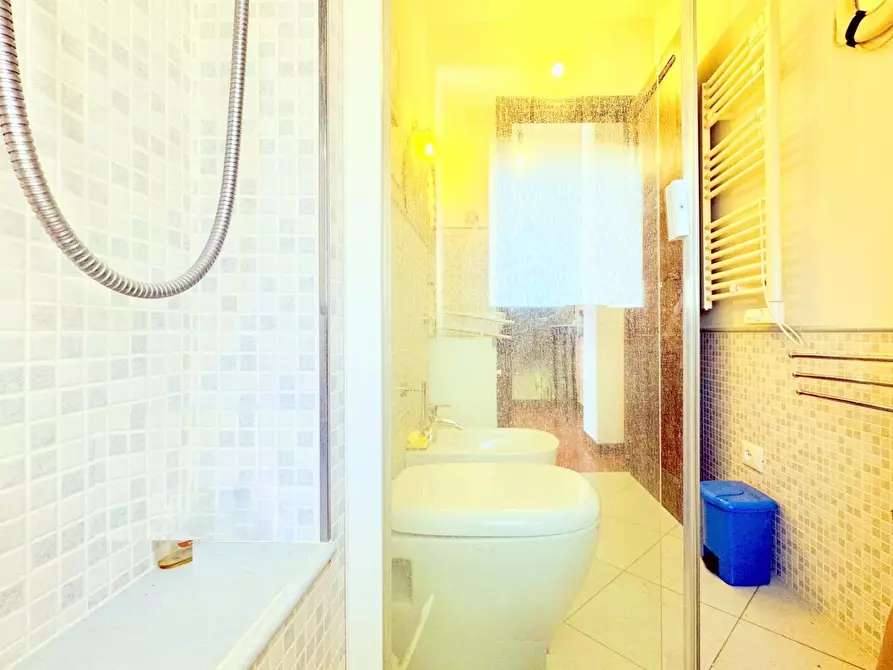 Immagine 32 di Casa bifamiliare in vendita  a Pietrasanta