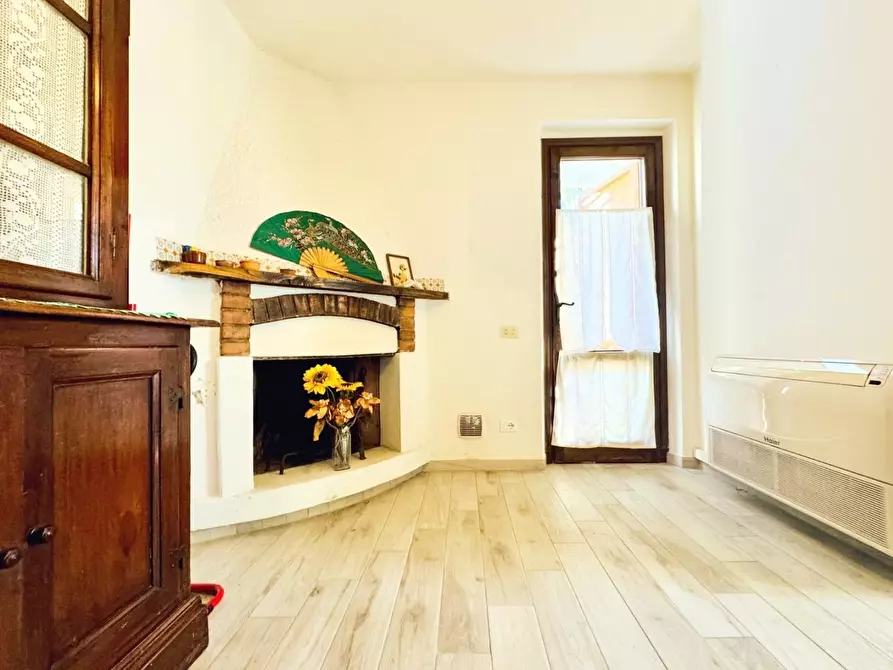 Immagine 7 di Casa bifamiliare in vendita  a Pietrasanta