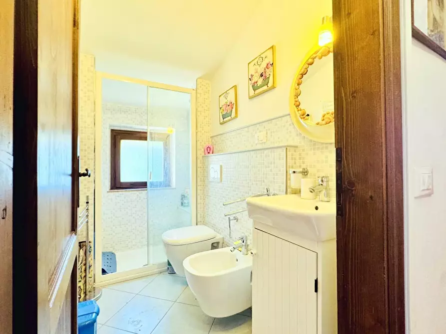 Immagine 30 di Casa bifamiliare in vendita  a Pietrasanta