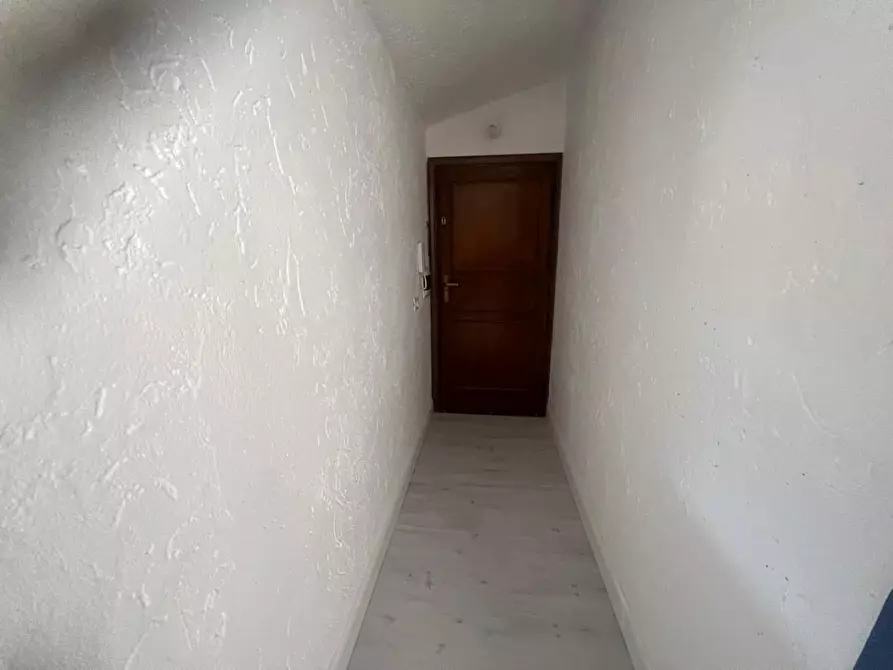 Immagine 12 di Mansarda in vendita  a Camaiore