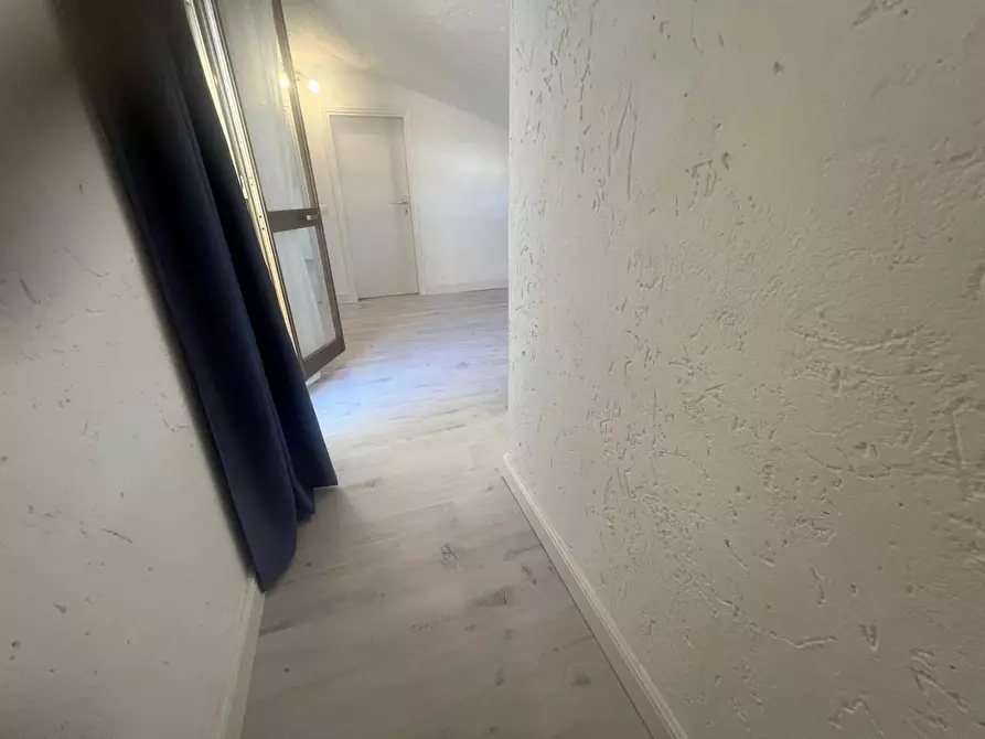 Immagine 25 di Mansarda in vendita  a Camaiore