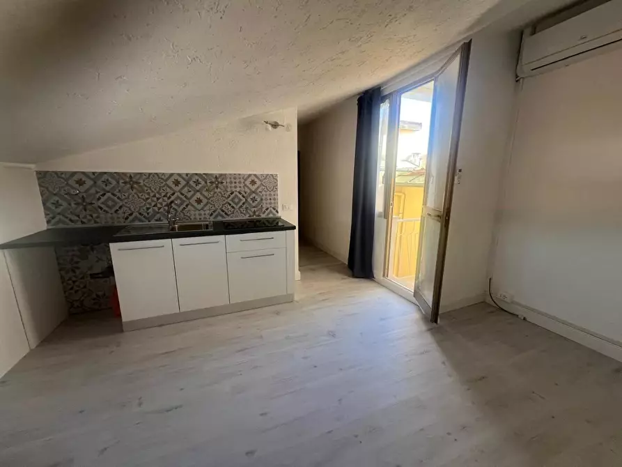 Immagine 1 di Mansarda in vendita  a Camaiore