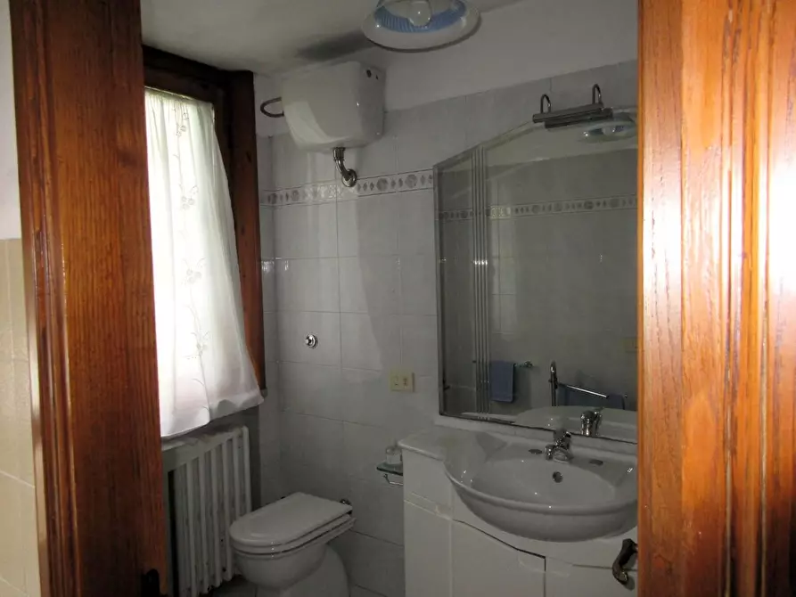 Immagine 8 di Villetta a schiera in vendita  a Empoli