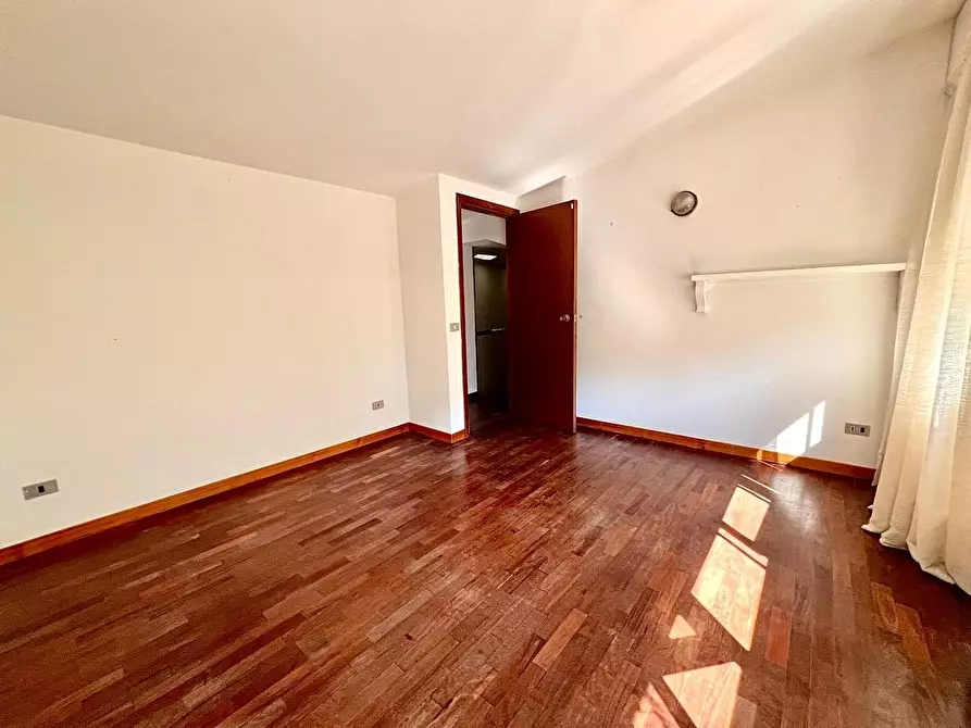 Immagine 19 di Casa bifamiliare in vendita  a Pietrasanta