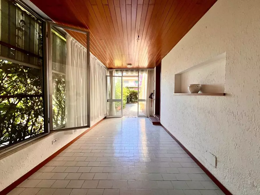 Immagine 11 di Casa bifamiliare in vendita  a Pietrasanta