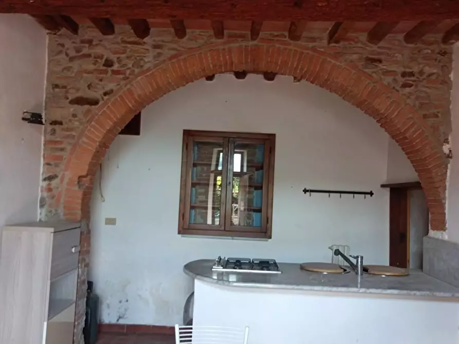 Immagine 2 di Appartamento in vendita  a Calci