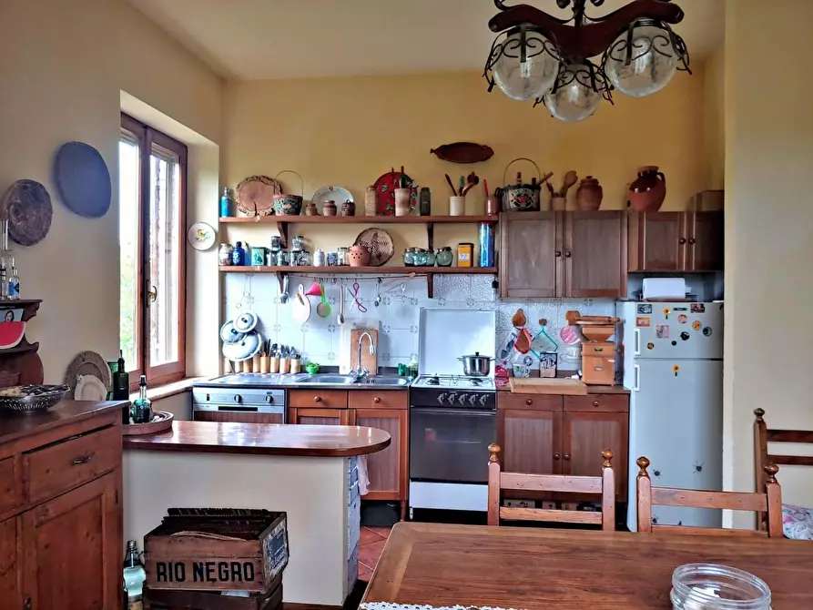 Immagine 38 di Casa colonica in vendita  a Rapolano Terme