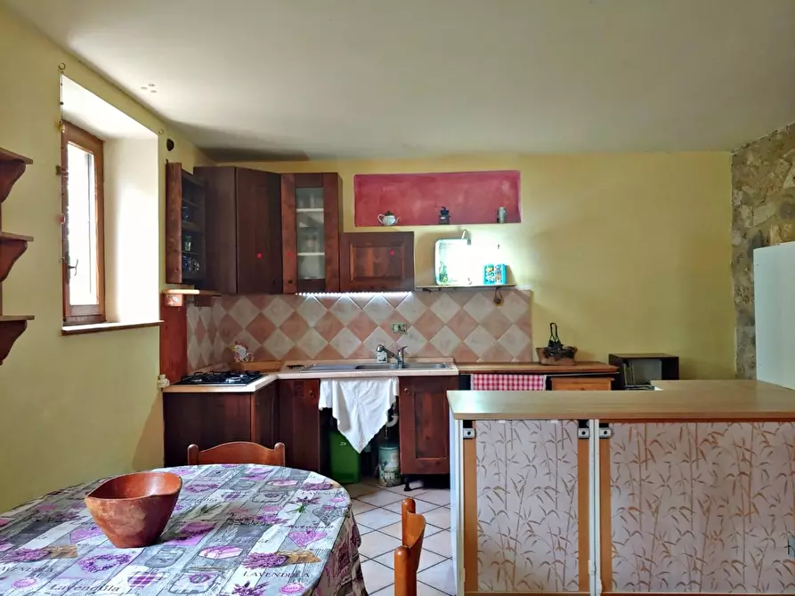 Immagine 48 di Casa colonica in vendita  a Rapolano Terme