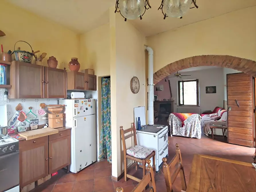 Immagine 34 di Casa colonica in vendita  a Rapolano Terme