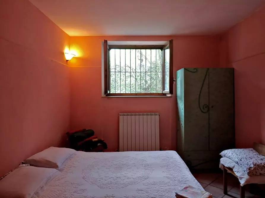 Immagine 50 di Casa colonica in vendita  a Rapolano Terme