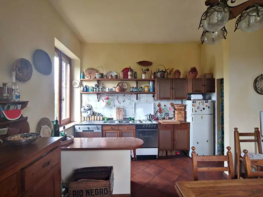 Immagine 31 di Casa colonica in vendita  a Rapolano Terme