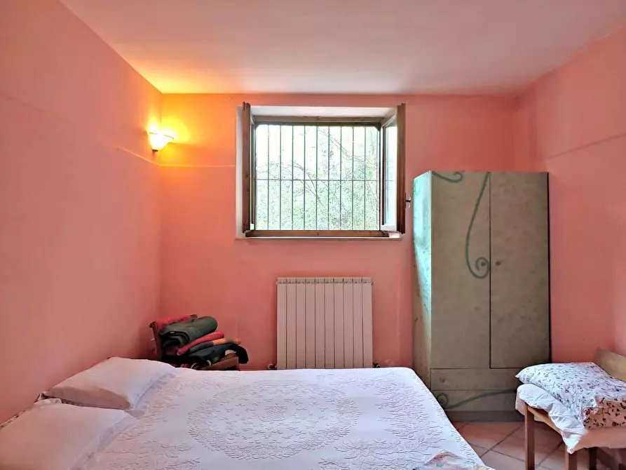 Immagine 51 di Casa colonica in vendita  a Rapolano Terme