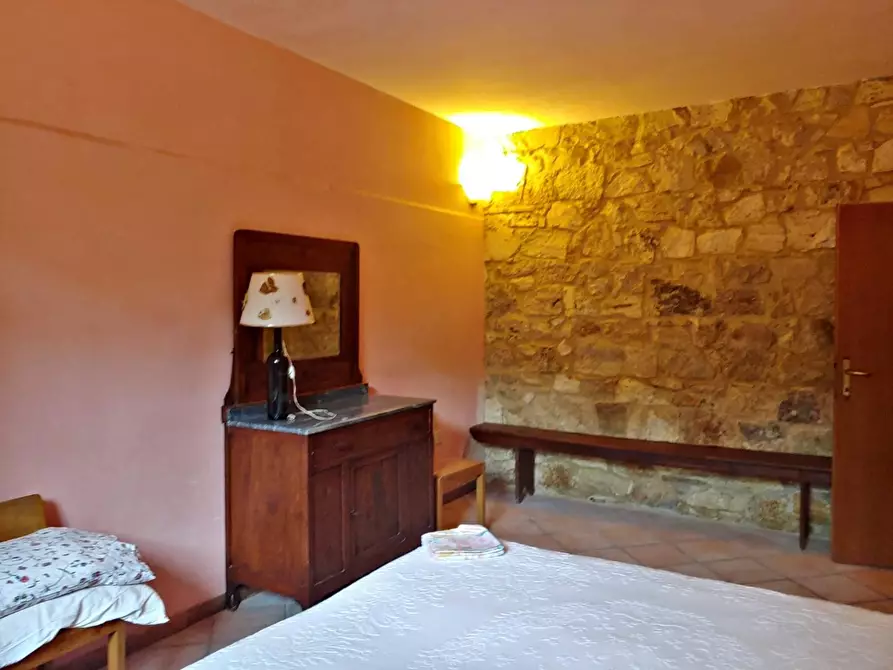 Immagine 56 di Casa colonica in vendita  a Rapolano Terme
