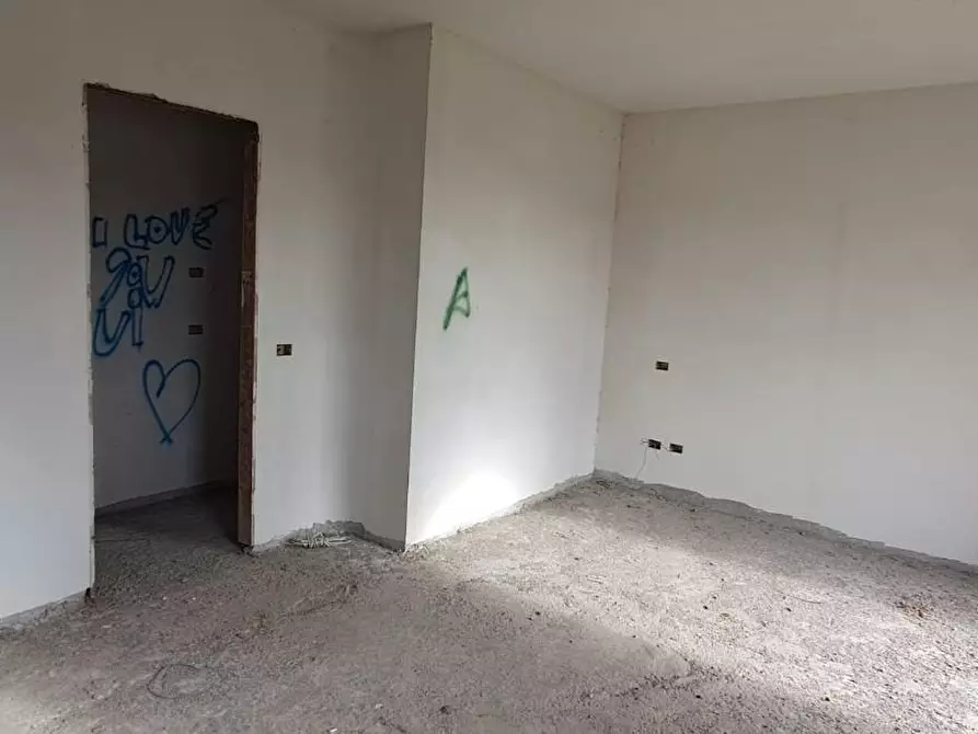 Immagine 22 di Villa in vendita  a Montignoso