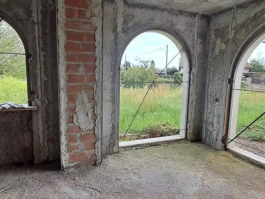 Immagine 14 di Villa in vendita  a Montignoso