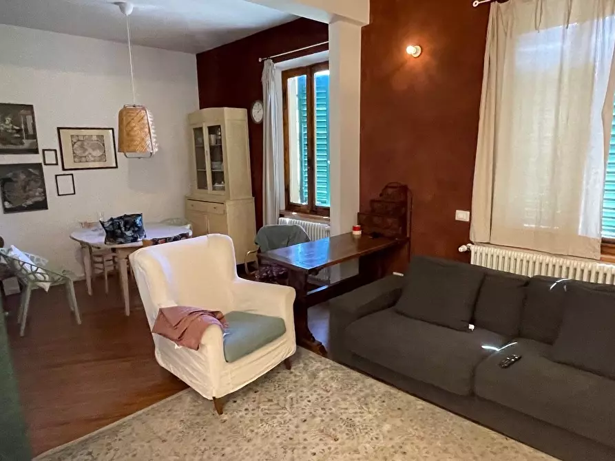Immagine 4 di Appartamento in vendita  a Siena