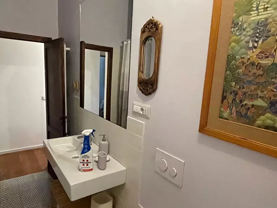 Immagine 30 di Appartamento in vendita  a Siena