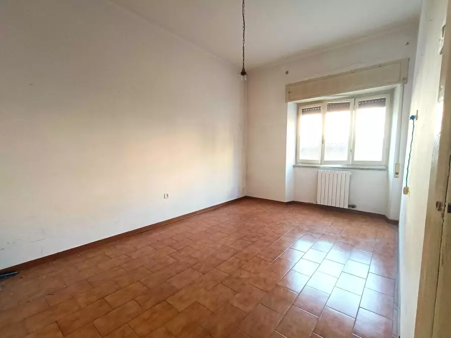 Immagine 9 di Appartamento in vendita  a Massa