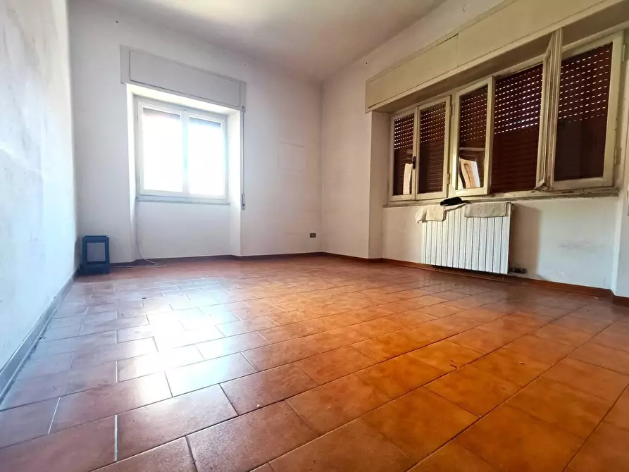 Immagine 3 di Appartamento in vendita  a Massa