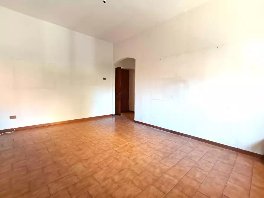 Immagine 16 di Appartamento in vendita  a Massa