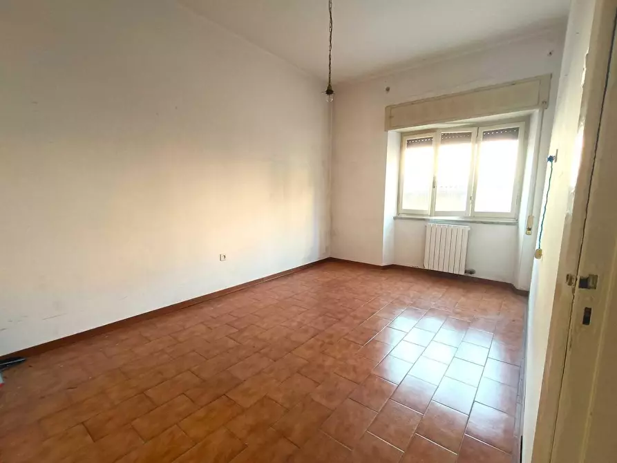 Immagine 10 di Appartamento in vendita  a Massa