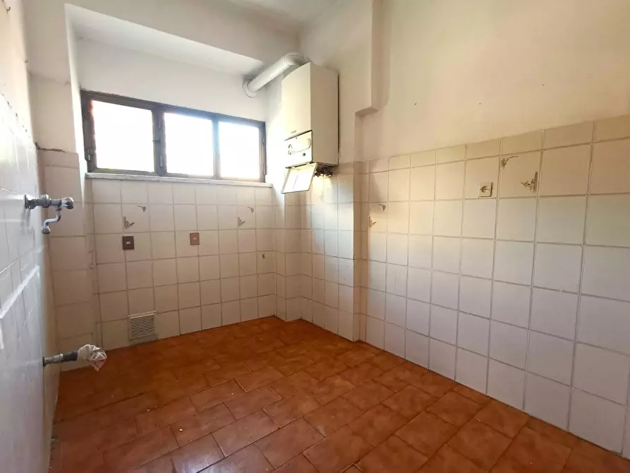 Immagine 6 di Appartamento in vendita  a Massa