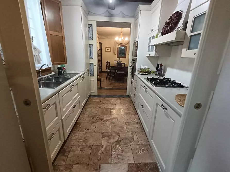 Immagine 14 di Villa in vendita  a Empoli