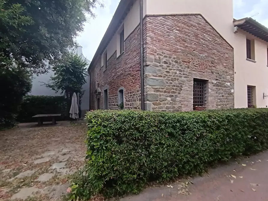 Immagine 7 di Villa in vendita  a Empoli