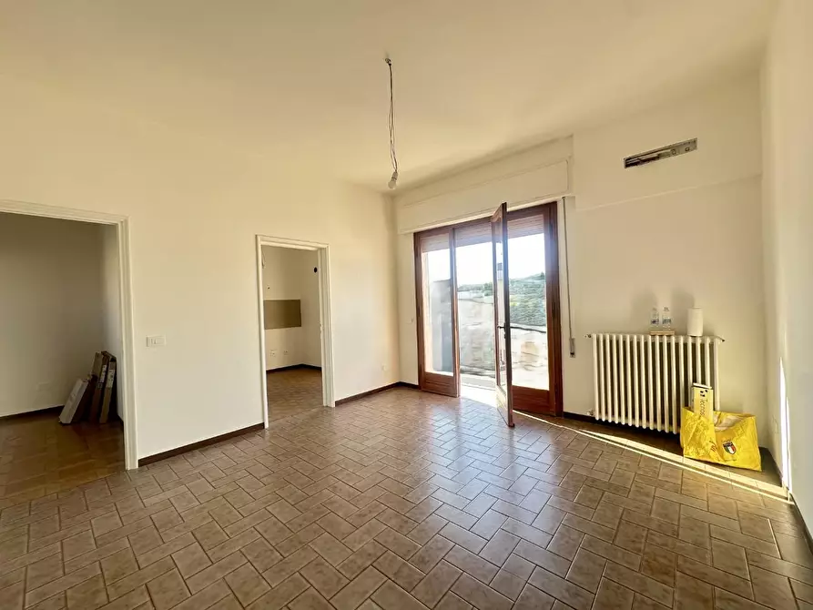 Immagine 6 di Casa bifamiliare in affitto  a Lucca