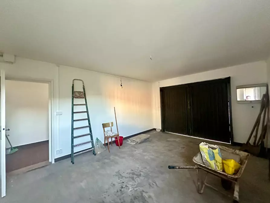 Immagine 23 di Casa bifamiliare in affitto  a Lucca