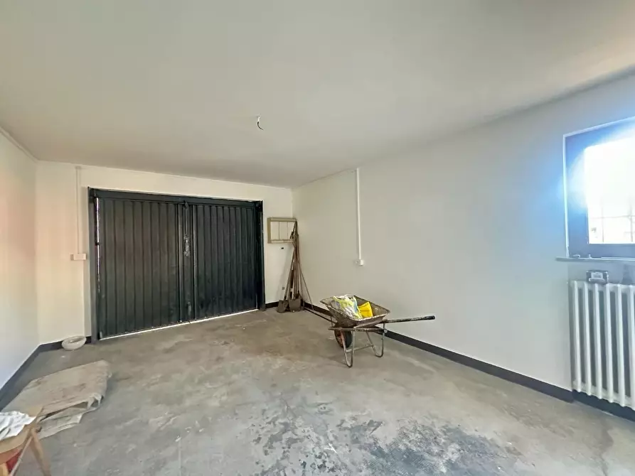 Immagine 22 di Casa bifamiliare in affitto  a Lucca