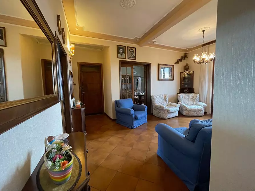 Immagine 26 di Appartamento in vendita  a Siena