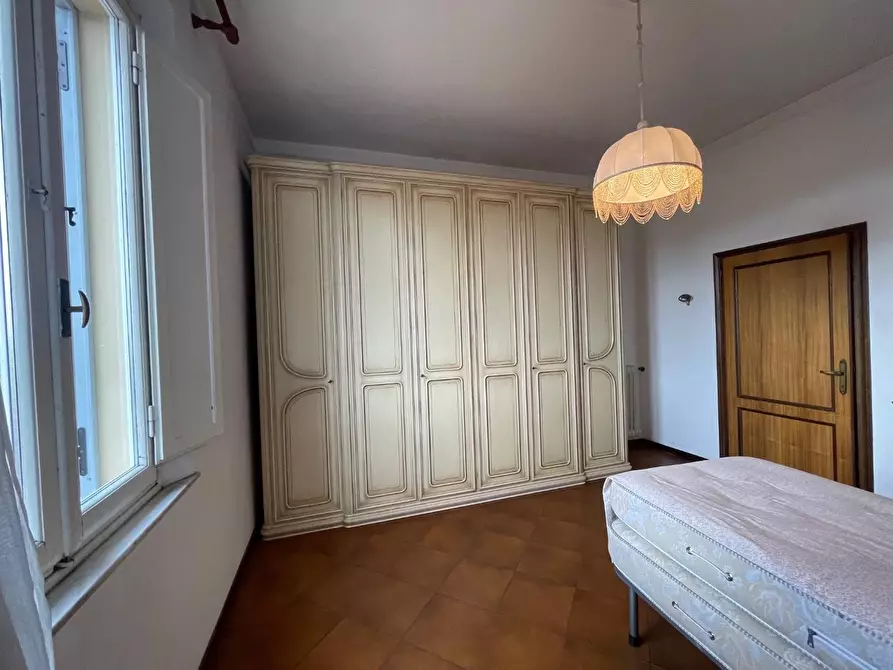 Immagine 38 di Appartamento in vendita  a Siena