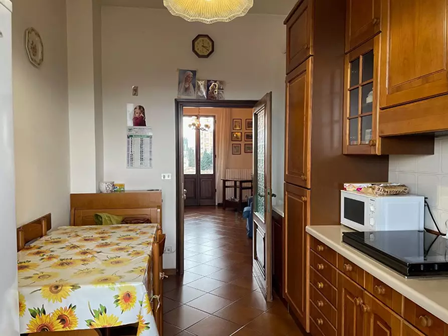 Immagine 23 di Appartamento in vendita  a Siena