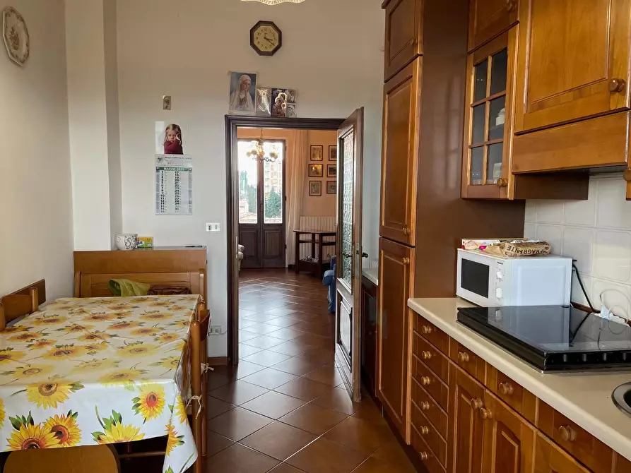 Immagine 22 di Appartamento in vendita  a Siena
