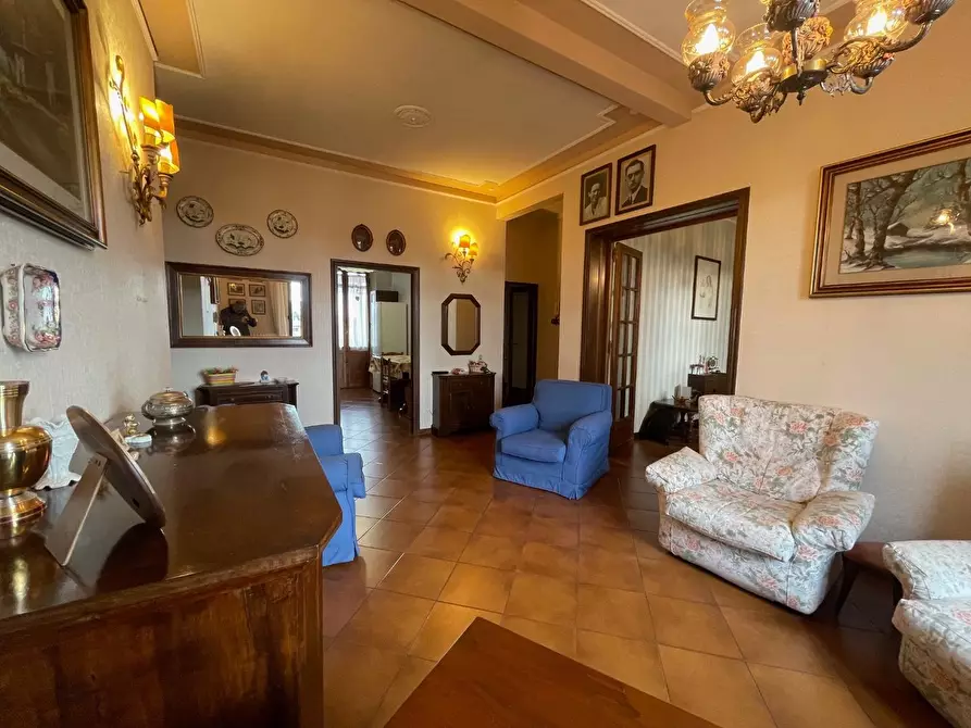 Immagine 19 di Appartamento in vendita  a Siena