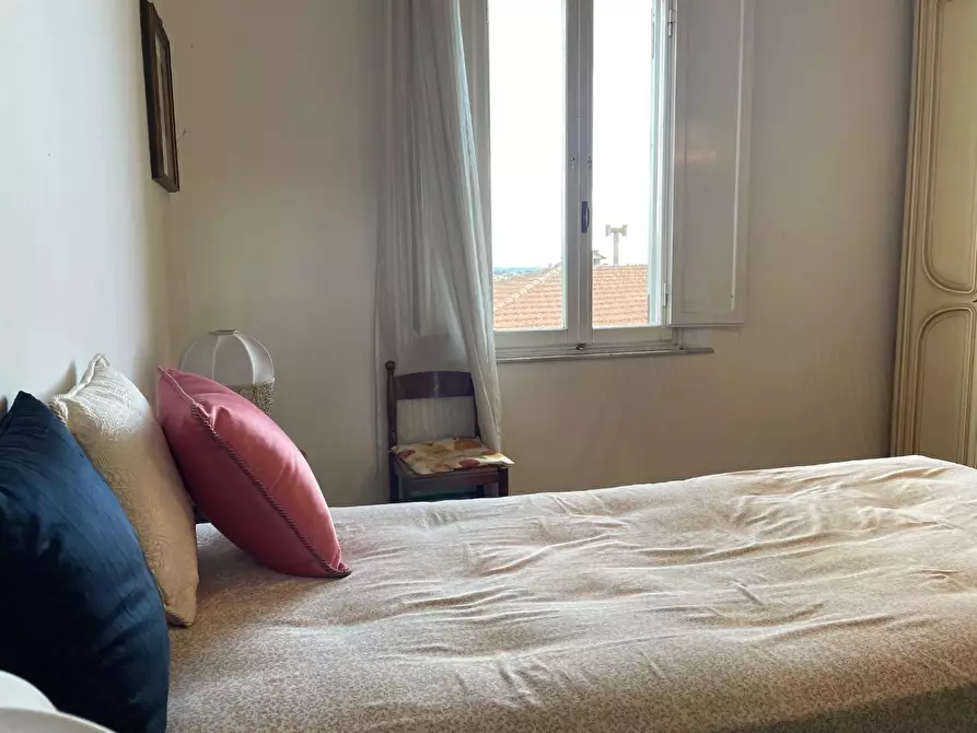 Immagine 36 di Appartamento in vendita  a Siena