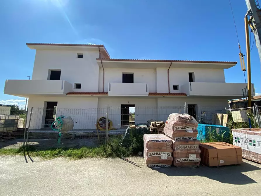 Immagine 3 di Villetta a schiera in vendita  a Pontedera