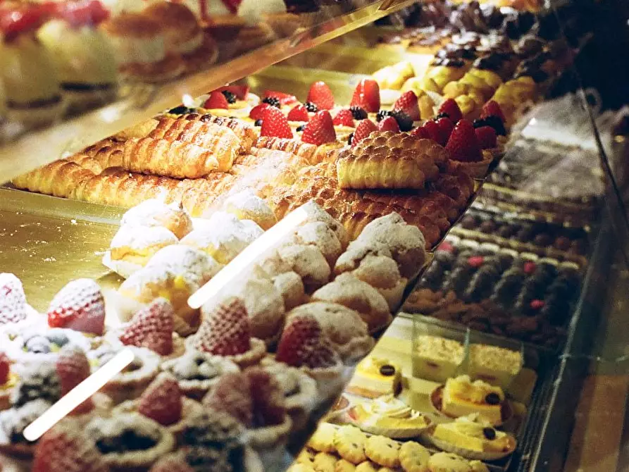 Immagine 2 di Bar / Ristorante in vendita  a Pisa