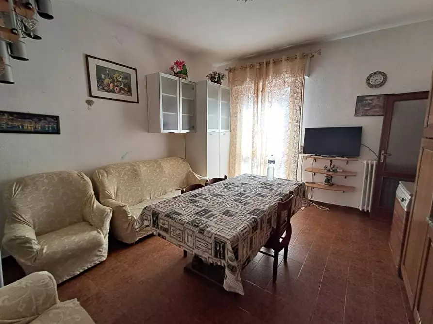 Immagine 2 di Appartamento in vendita  a Buti