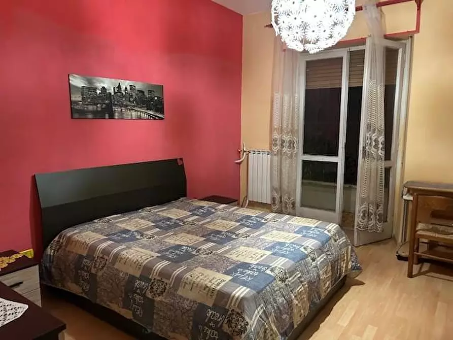 Immagine 3 di Appartamento in vendita  a Siena