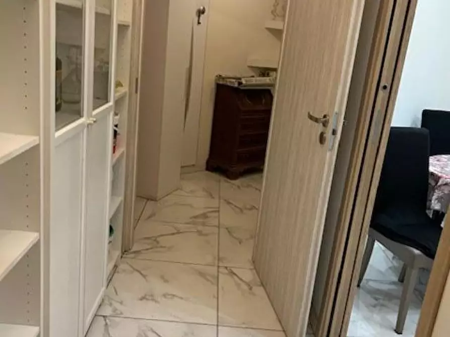 Immagine 8 di Appartamento in vendita  a Siena