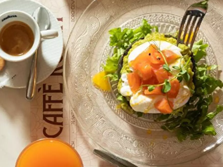 Immagine 8 di Bar / Ristorante in vendita  a Milano