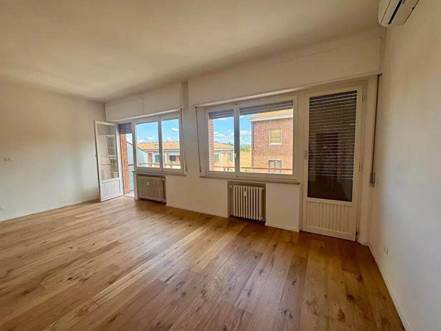 Immagine 3 di Appartamento in vendita  a Siena